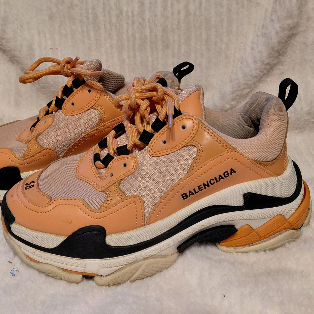 Women's Balenciaga Triple S Sneakers US 7.5 (EU 38) Orange Black White - Picture 2 of 9